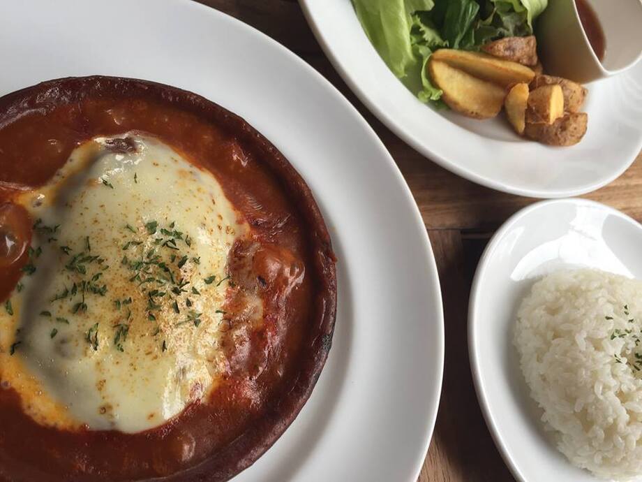 煮込みハンバーグ