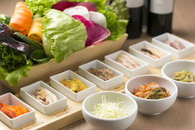 VEGE-PIG SET【宮崎県産霧島山麓豚の旨味たっぷりのお肉を使った看板メニュー】