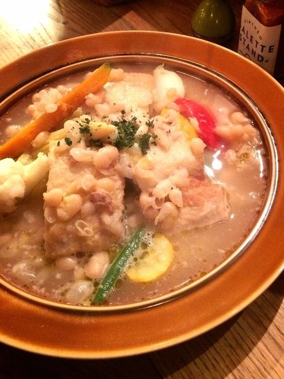 信州千代幻豚バラ肉と白インゲン豆のブイヨン煮シードル風味