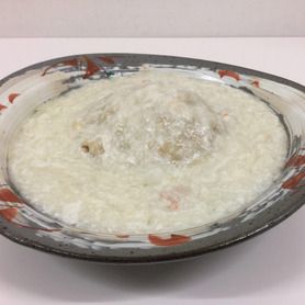 タラバ蟹のあんかけチャーハン、メレンゲの食感を。