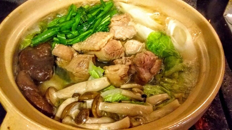 純血100％の軍鶏鍋