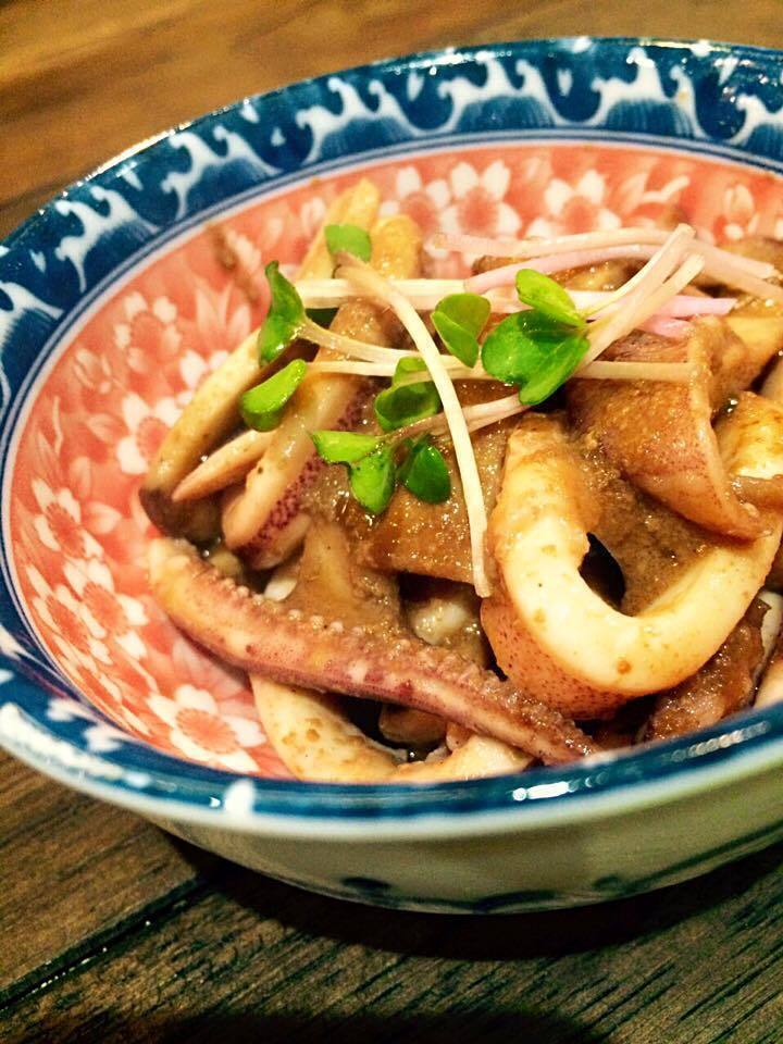 スルメイカのわたソース焼き（480）