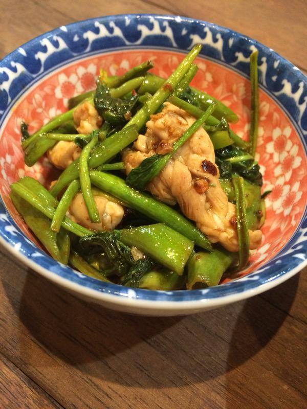 せせりと空芯菜のピリ辛炒め（480）