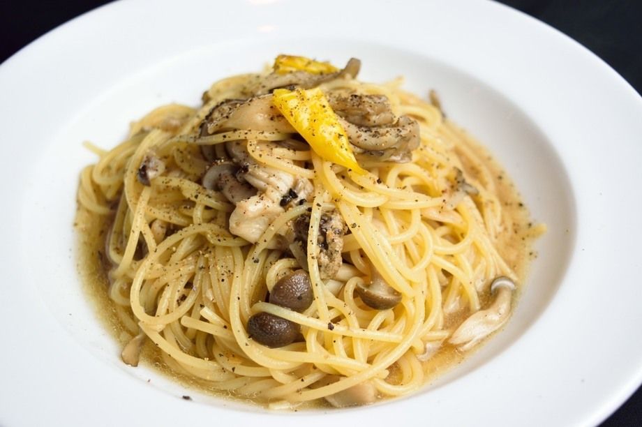 黄金唐辛子のペペロンチーノ