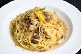 黄金唐辛子のペペロンチーノ