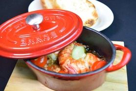 小エビとマッシュルームのアヒージョ