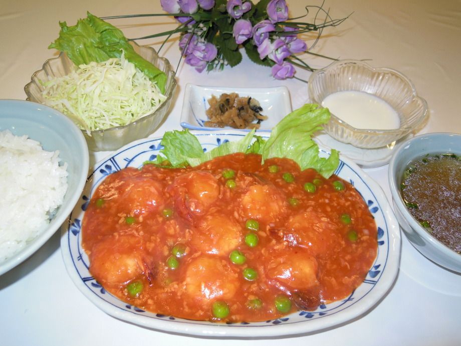 エビチリランチ