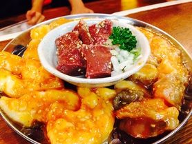 牛ホルモンを味わうなら『おまかせ5種盛り』で。