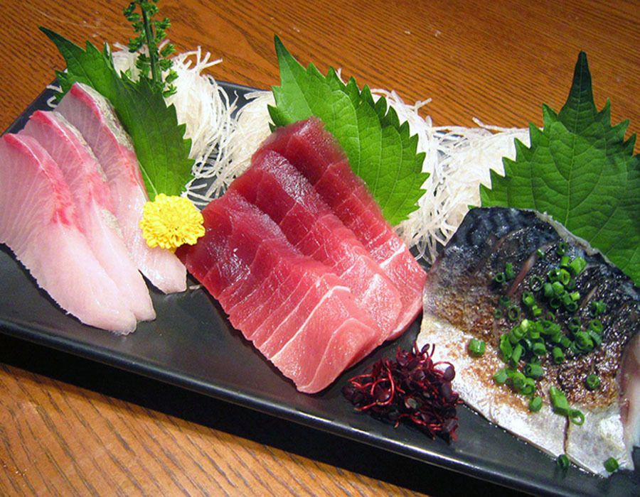 刺身 3種盛り （中トロ、カンパチ、炙り〆サバ）