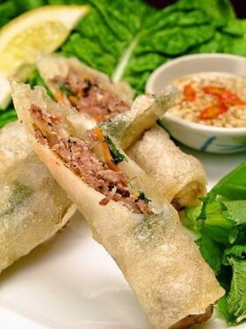 揚げ春巻き（チャー・ゾー）