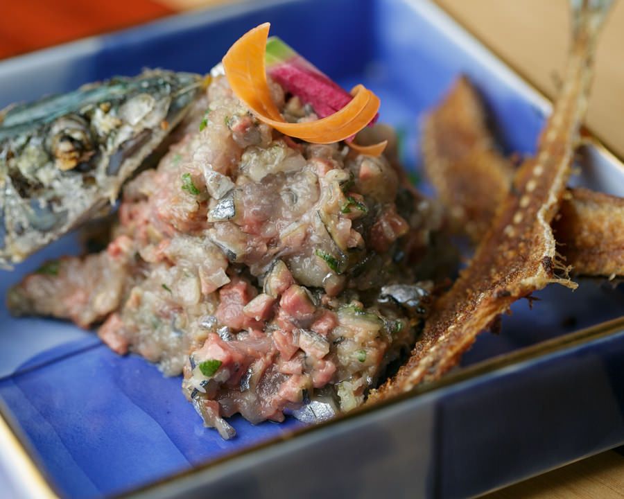 アジ（刺身・たたき・なめろう・さんが焼き）（890円）