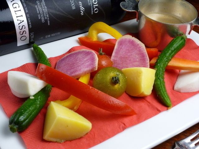 旬の野菜バーニャカウダ（生）