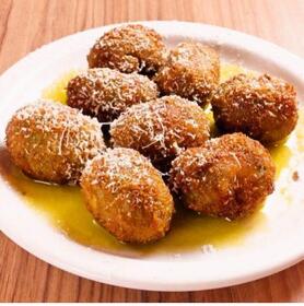 オリーブとドライトマトのストゥファート