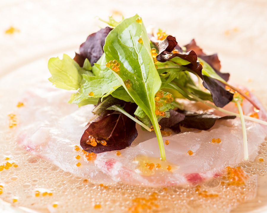 築地より　鮮魚のカルパッチョ（1,300円）