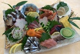 活き鯵姿造りとお造り6種盛合わせ