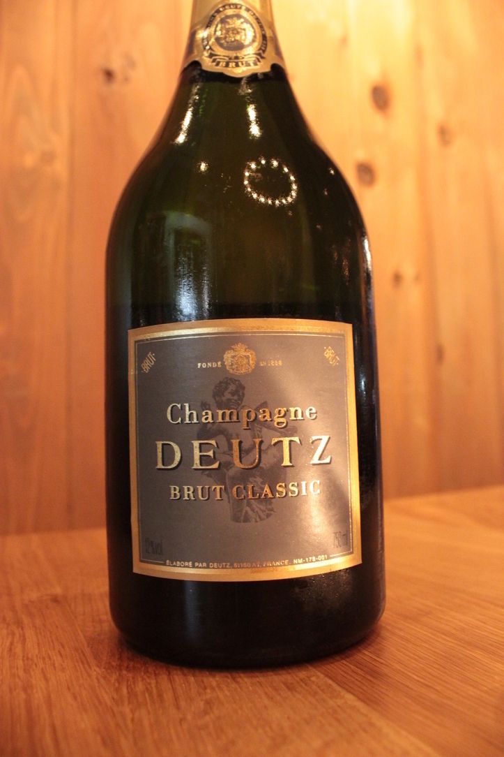 NV ドゥッツ・ブリュット クラシック（13,000円）