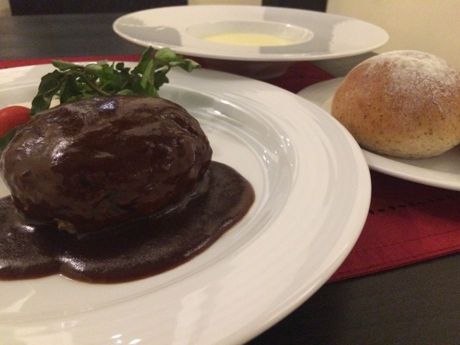 ランチ（1500円〜2800円）