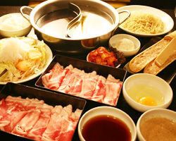 ジンギスカンとしゃぶしゃぶMIX食べ放題（１００分）