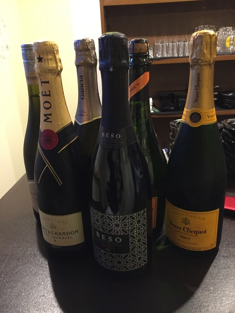 スパークリングワインボトル