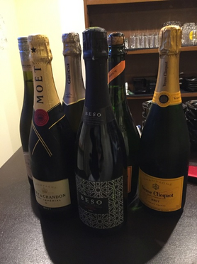 スパークリングワインボトル