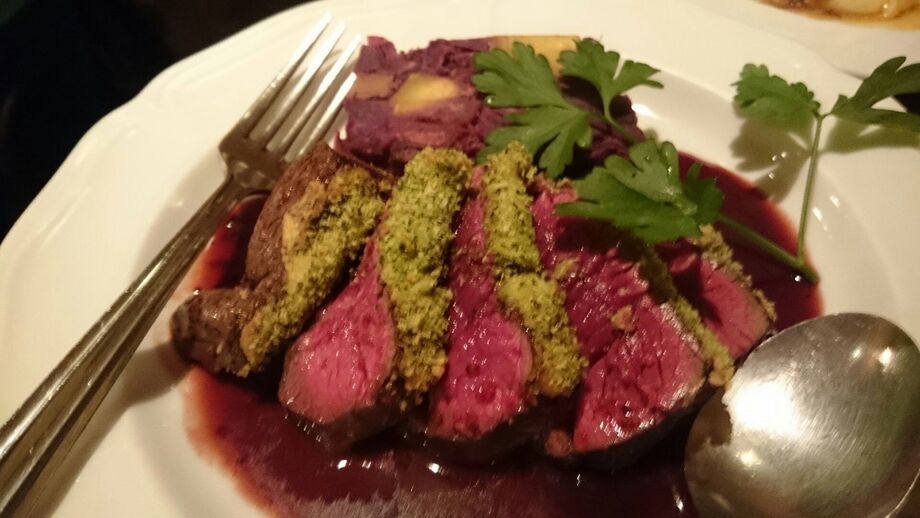 鹿肉のロースト