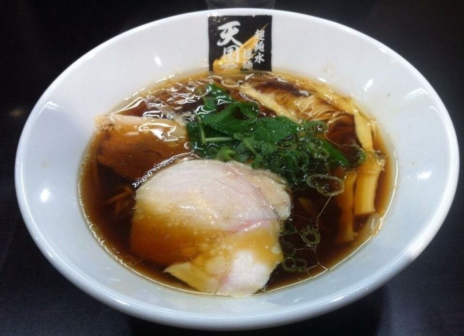 鶏醤油麺