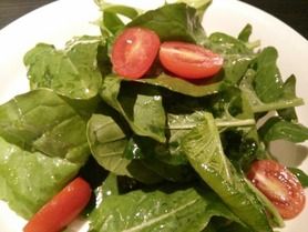 宮城県産 ルッコラのサラダ