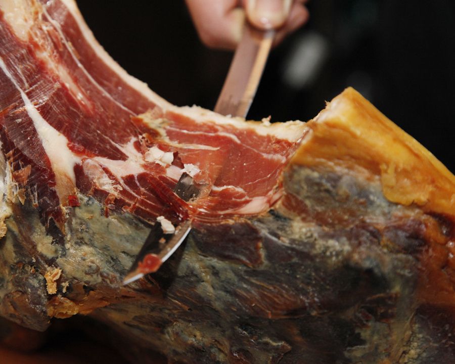 生ハム食べ放題（580円）