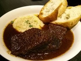 厚切り牛タンの赤ワイン煮込み（タンシチュー）