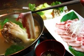 あぐー豚のテビチパイタンしゃぶしゃぶ鍋