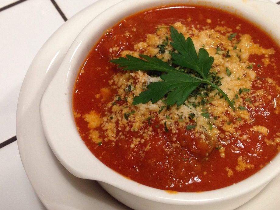 牛ホルモンのトマト煮込み