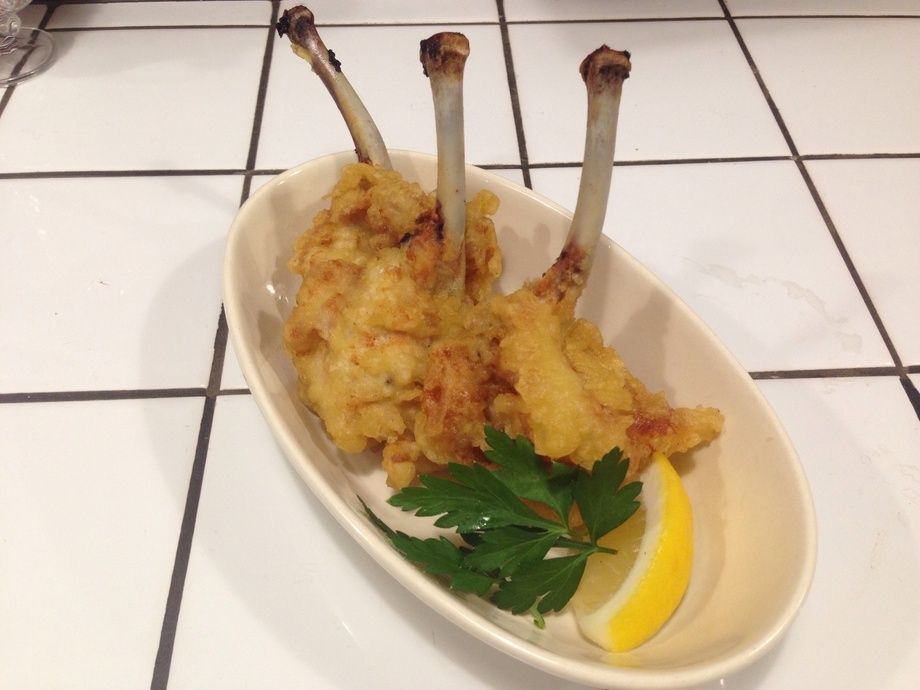 灯りのチューリップ3本