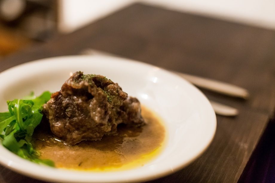 本日のお肉料理 ~ 牛肉の赤ワイン煮 ~（¥1200）