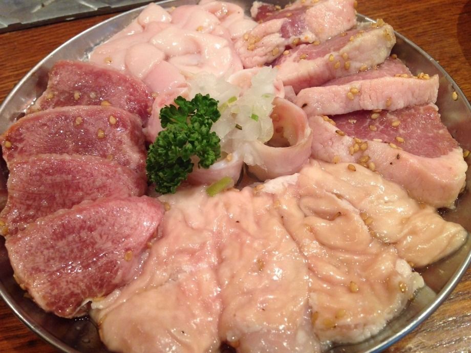 ホルモン闇盛り