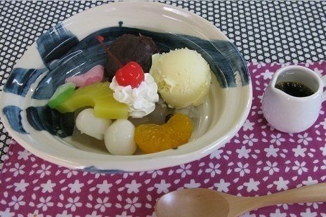 クリームあんみつ