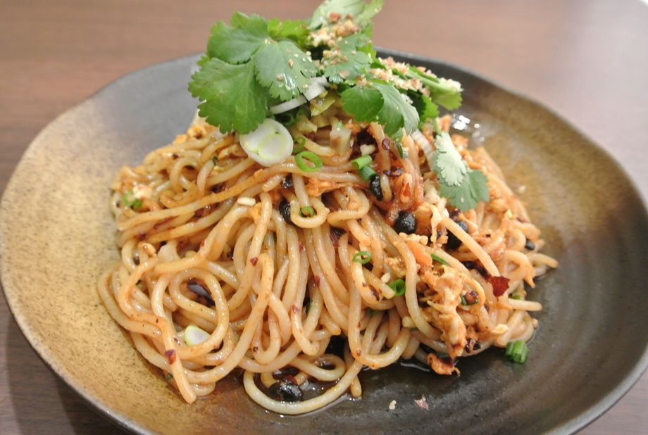 【米粉（ビーフン）麺】炒めビーフン麺（980円）