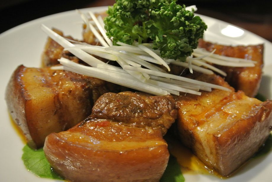 【人気NO.4】毛沢東が愛した角煮（1380円）