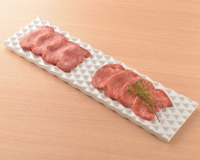 熟成タンと上タンの食べ比べ