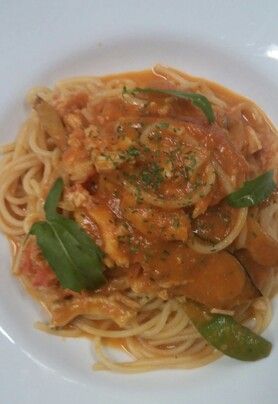 タラバガニのタリアテッレトマトクリーム