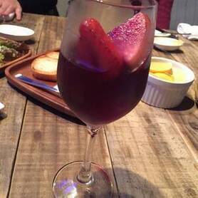 季節のフルーツのサングリア