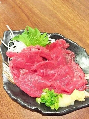 馬刺し（６１１円(660円)）