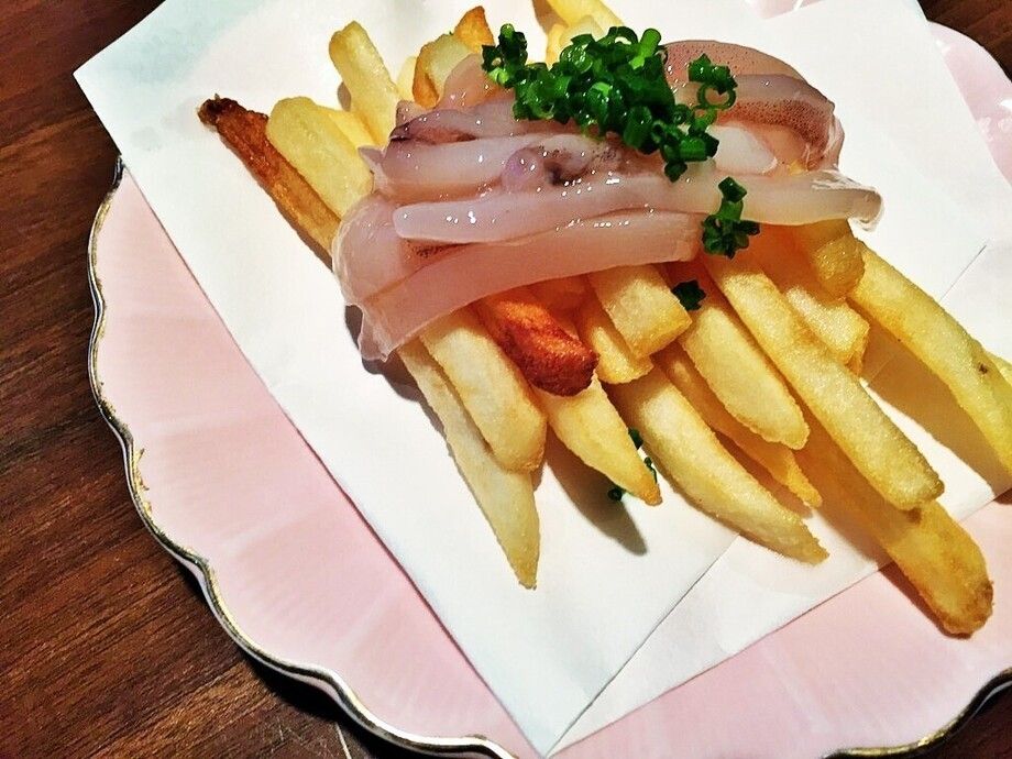 塩辛ポテト（４０７円(440円)）