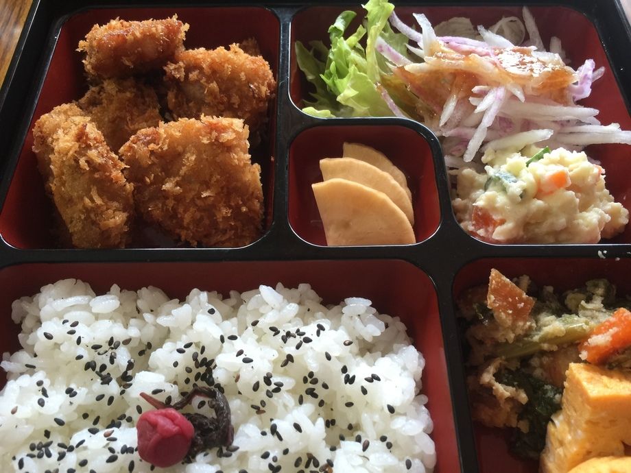 松華堂弁当  一口カツ