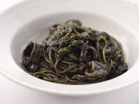 イカ墨のパスタ