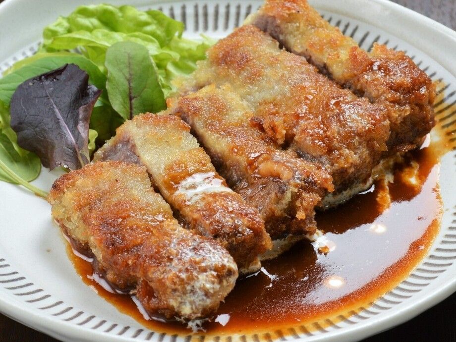 デミグラス国産牛カツレツ