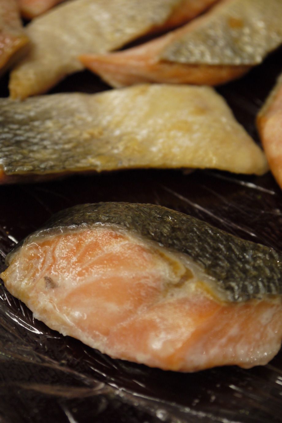 知床産無添加鮭むすび