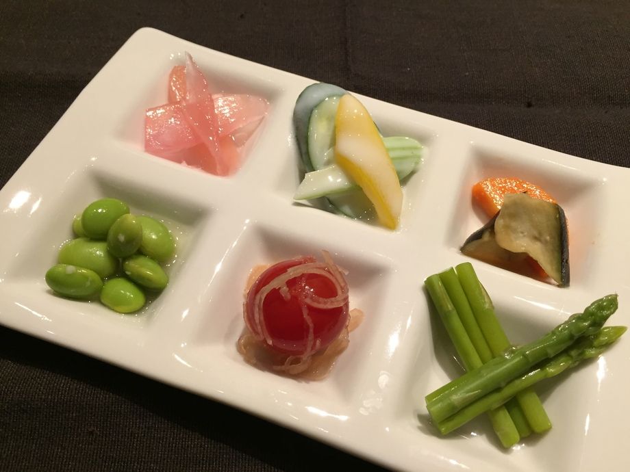 漬け物盛り合わせ 特盛り（1000円）