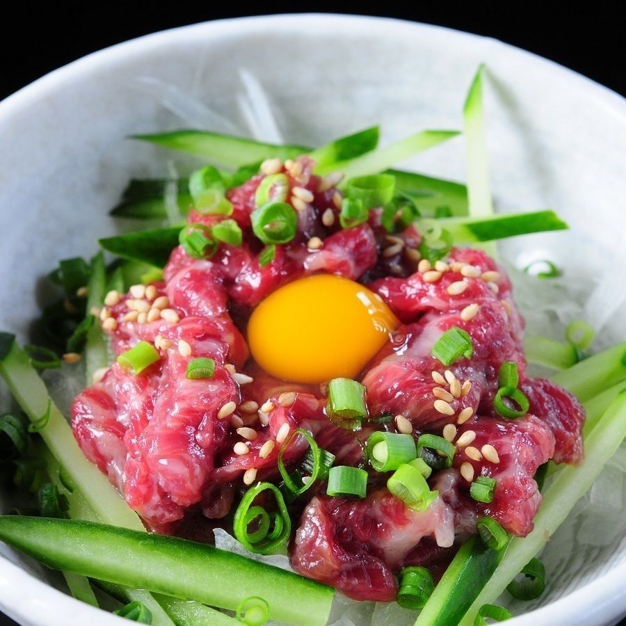 桜ユッケ（４９９円）