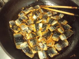 サンマの蒲焼き