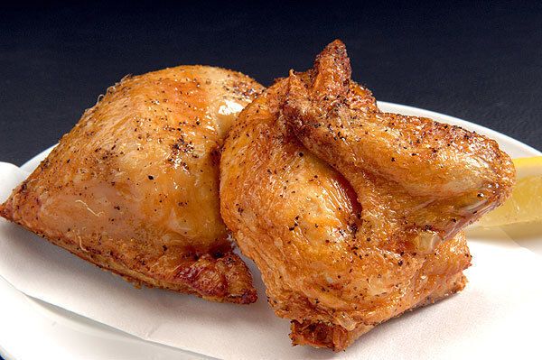 名物ひな鶏半身揚げ